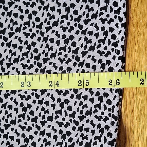 CAbi Sleeveless Blouse - Picture 6 of 8